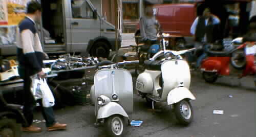 Vespa, lambretta, auto moto d' epoca e tante cose vecchie a gambettola