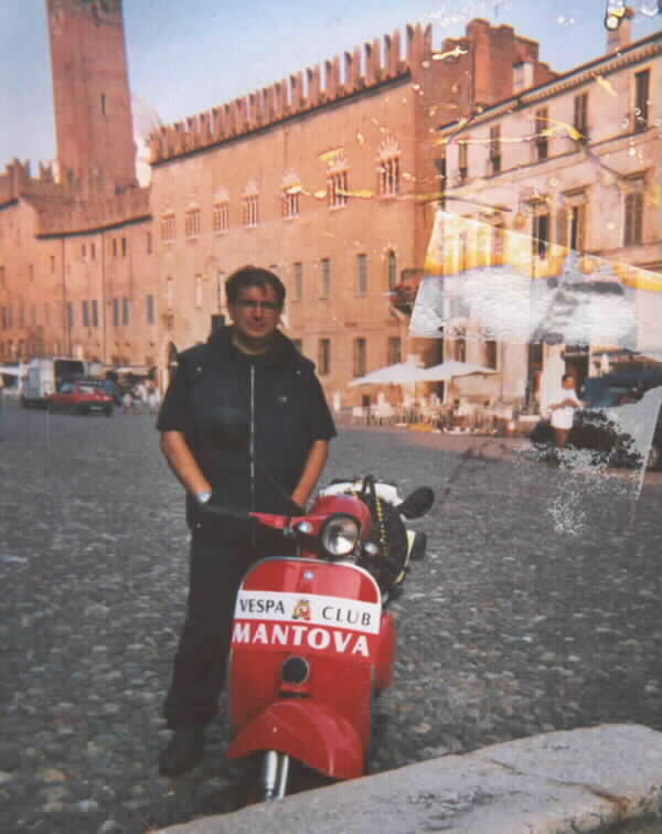 vespa primavera di romano 30 anni dopo, nel 2006