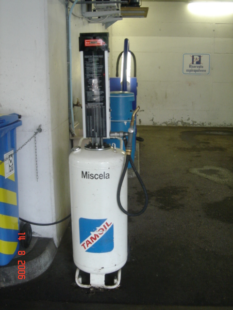pompa benzina miscela svizzera 2006