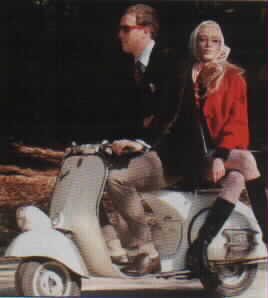 Martina Stella film Piper vanzina in vespa
