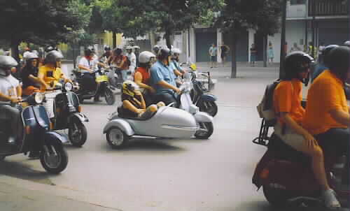 vespa raduno di porto garibaldi e sette lidi ferraresi (ferrara) del 16 luglio 2006-4