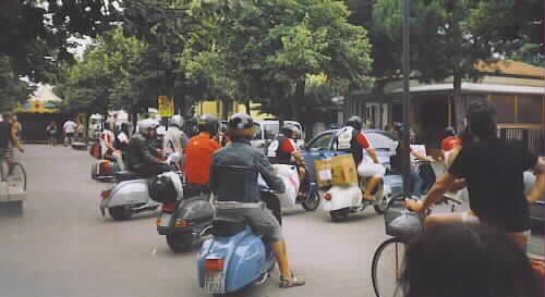 vespa raduno di porto garibaldi e sette lidi ferraresi (ferrara) del 16 luglio 2006-5
