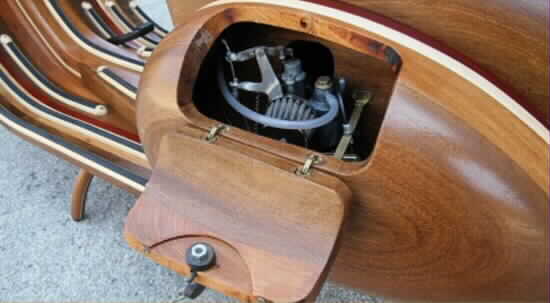 particolare bauletto vespa daniela